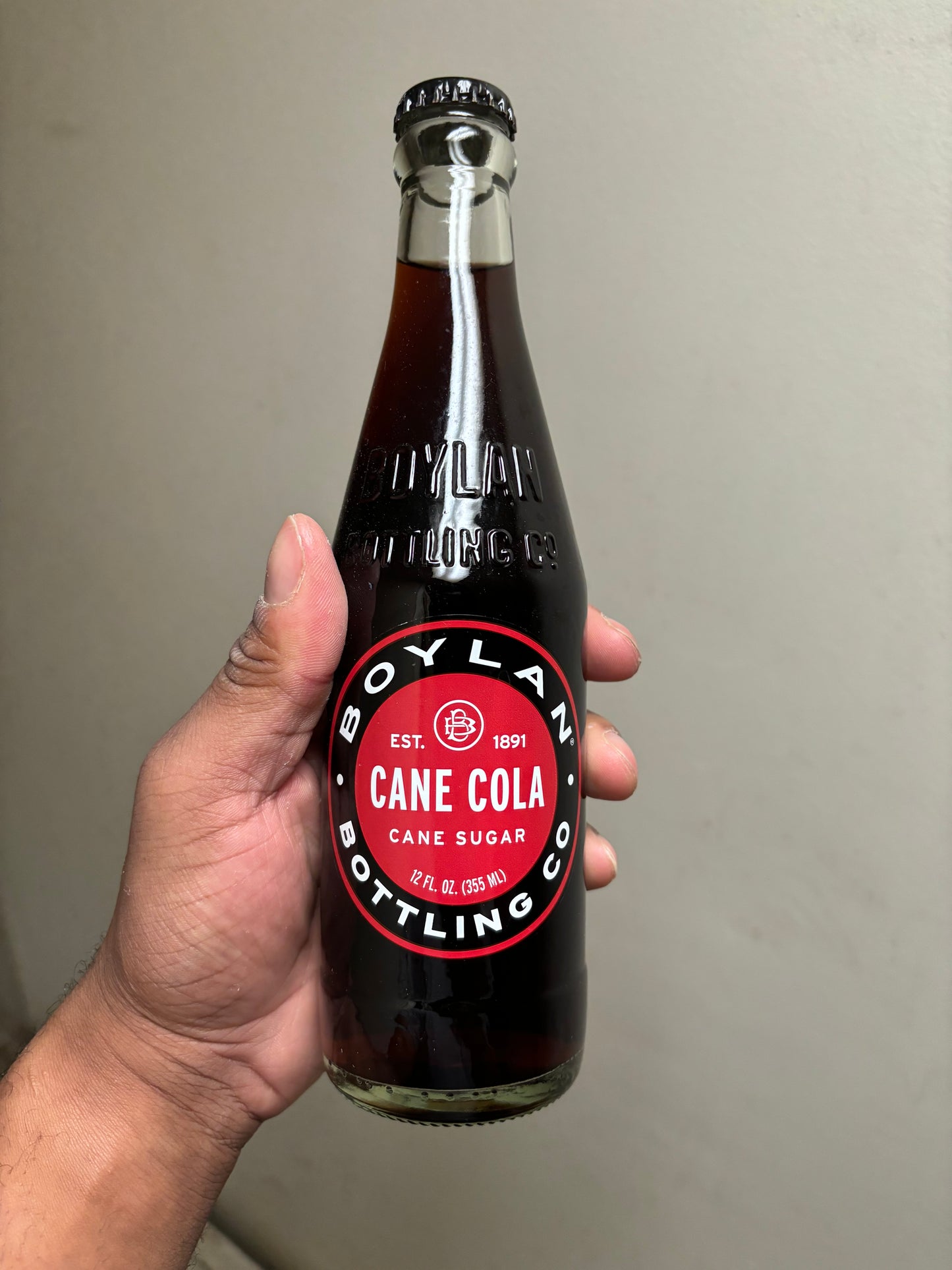 Boylan Sugar Cane Cola Soda, 12 Ounce Glass Bottle