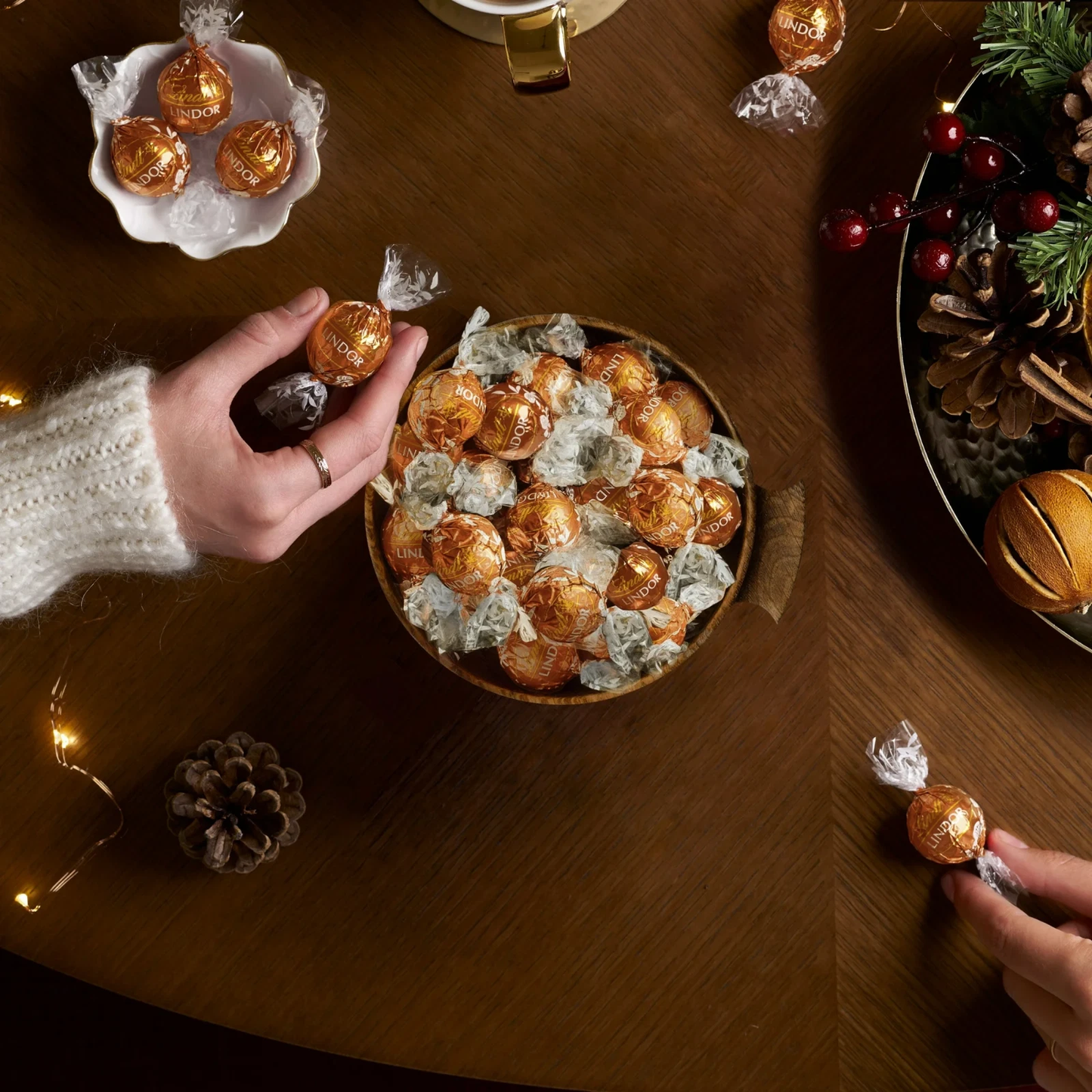 Lindt LINDOR Limited Edition Snickerdoodle Christmas Truffles 5.1 oz